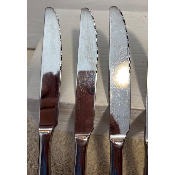 6 Oneida Mooncrest Stainless Steel Dinner Knives 9.25" - Picture 4 of 7